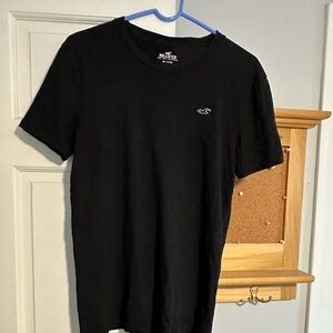 Men’s size small Hollister t-shirt